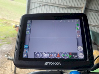 Topcon X25 GPS Guidance system with Lightbar.