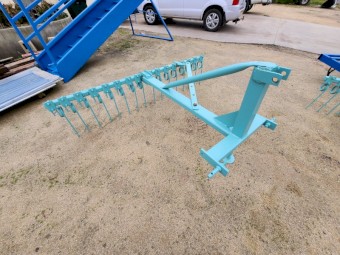 2m  Heavy duty spring tine Adjustable Stick rake Cat 1 linkage