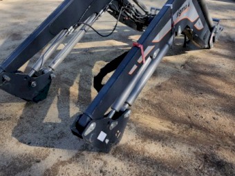 Sigma 4 Loader  C/W Bucket. suit Case Maxxum ,New old stock