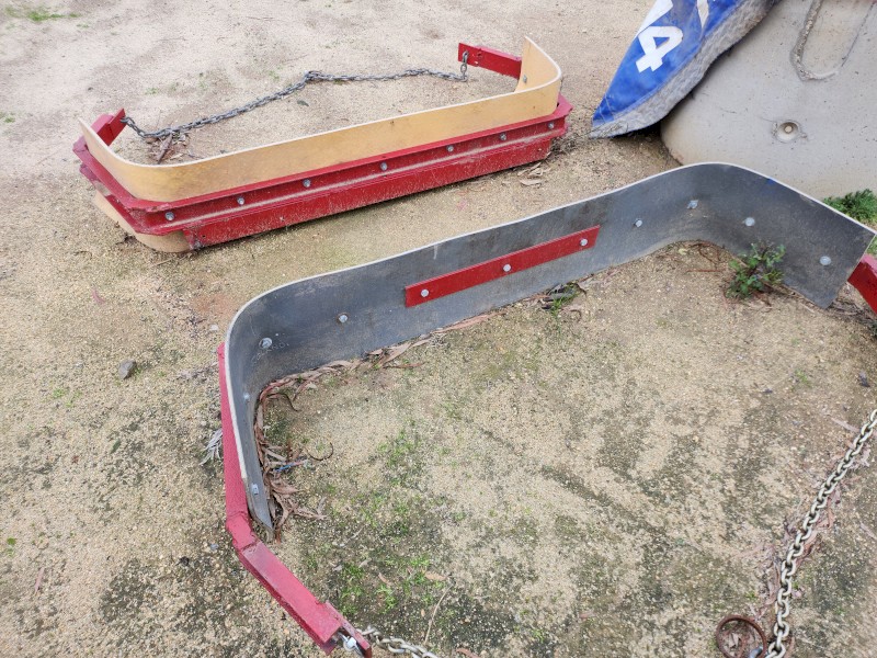 Rubber scraper for behind a Quad