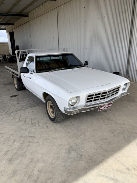 1972 Holden HQ One tonner