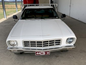 1972 Holden HQ One tonner
