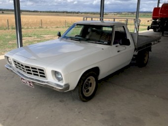 1972 Holden HQ One tonner