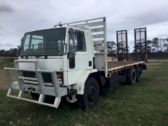 1982 Ford Cargo Beaver Tail Tray ## Price Reduction ##