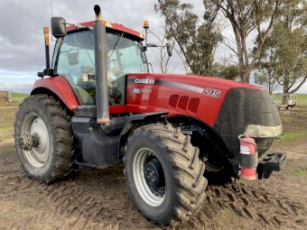 2008 Case IH Magnum 215 Tractor with GPS