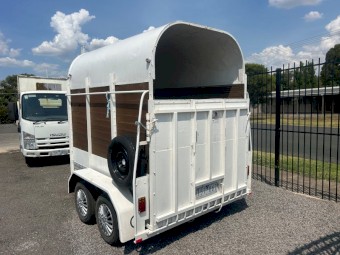 1975 Kentucky Horse Float