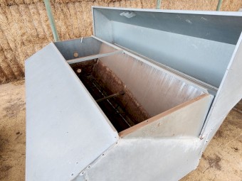 Advantage Lick Feeders