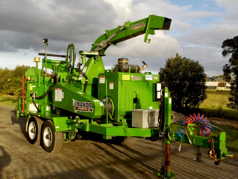 7/2017 BANDIT 18XP INTIMIDATOR 18XP 18" COMMERCIAL DIESEL WOOD CHIPPER