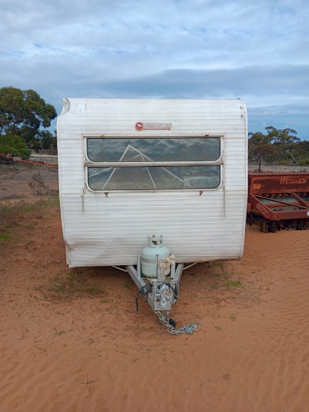 1970s Franklin Caravan