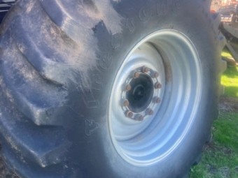 Massey Ferguson 8680 conventional