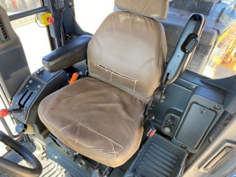 JOHN DEERE 770G 2014 BUILD 12200 HRS