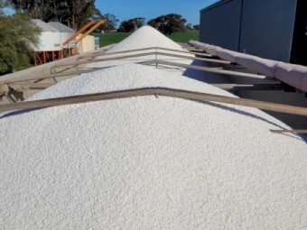 Urea SOA 70 - 30 Blend 
