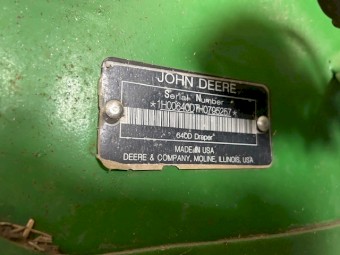 2017 John Deere 640D Draper front
