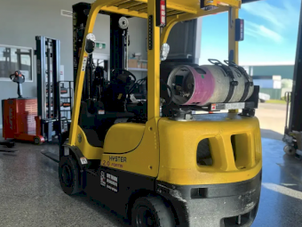 Hyster 2 Tonne LPG Forklift