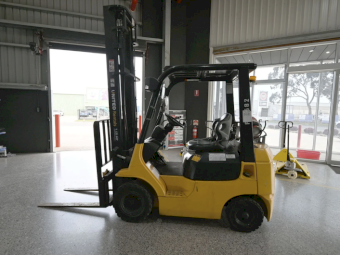 Toyota 1.8T LPG Yellow