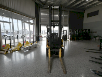 Toyota 1.8T LPG Yellow