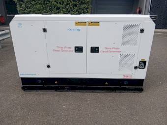 40kVA Isuzu / Stamford 4 Pole Brushless Diesel Generator 415V