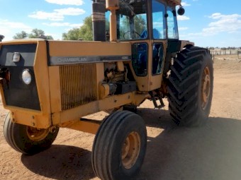 CHAMBERLAIN 4280 TRACTOR