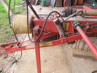 Taarup 9042T Hay rake