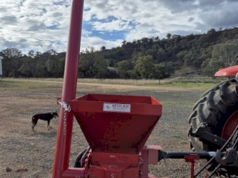 2022 Farm King 180 Roller Mill