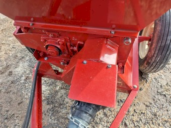 2022 Farm King 180 Roller Mill