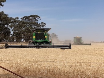 2013 John Deere S670 Header with Fronts