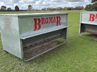 24 bag Bromar lick feeders