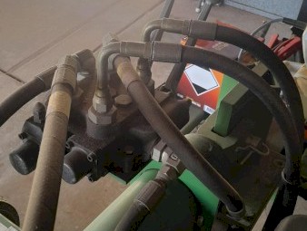 Douglas Engineering P/L Woodspliter