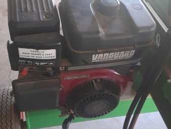 Douglas Engineering P/L Woodspliter