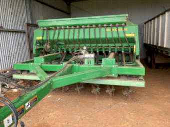 2018 John Deere 1590 Disc Seeder