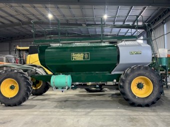 2018 Serafin/Simplicity 17000 Air Seeder