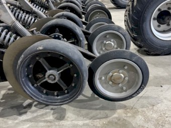 2018 Serafin/Simplicity 17000 Air Seeder