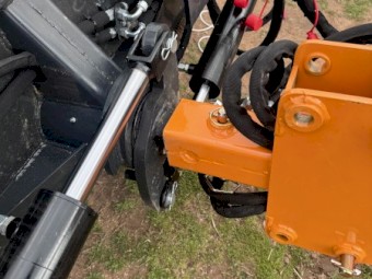 Landhonor Skid Steer Hydraulic Grab