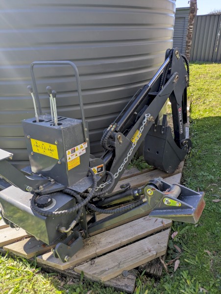 Trident 404 Excavator