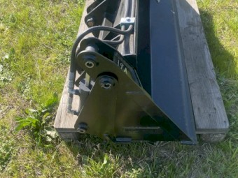 Challenge 4in 1 bucket 