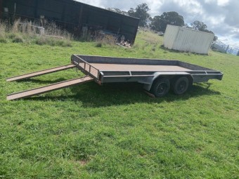 2004.  16'x6.6 Heavy Duty tandam/car trailer