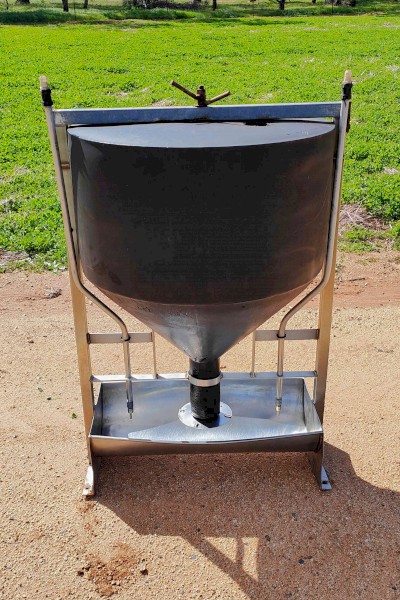 Pig feeders wet/dry Aussie made