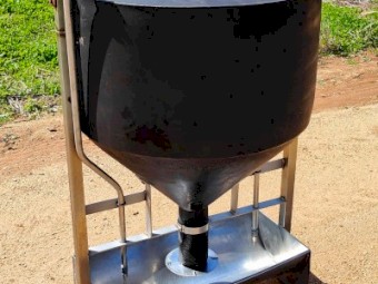 Pig feeders wet/dry Aussie made