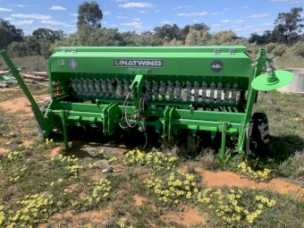 Disc Seeder with Press wheels