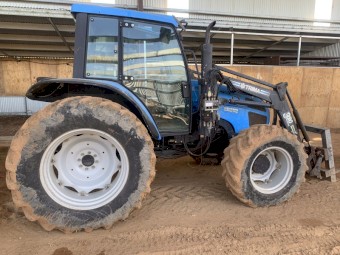 Landini 4WD Ghibli with Loader