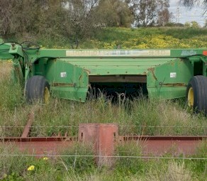 John Deere 930 mower conditioner