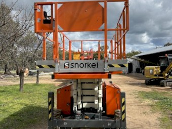Snorkel 3370RT Scissor Lift