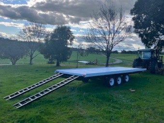 Tri-Axle Flat Top Plant Trailer