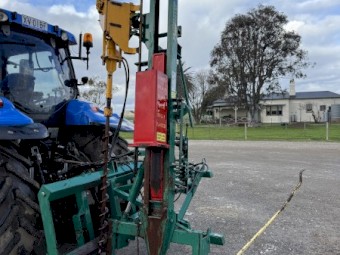 Munro MultiSett Sideshift Post Driver