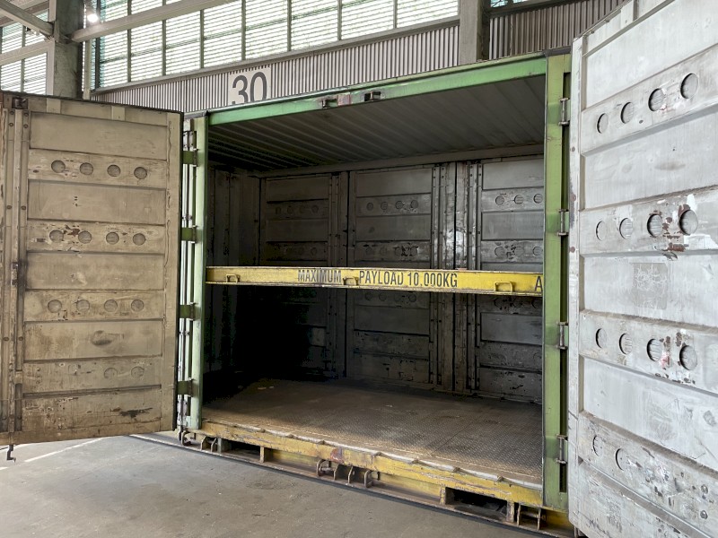 20ft Vented side door containers