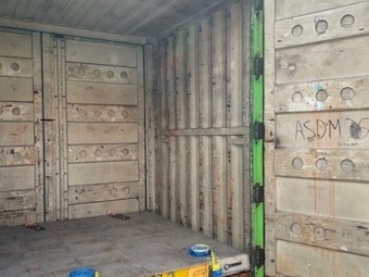 20ft Vented side door containers