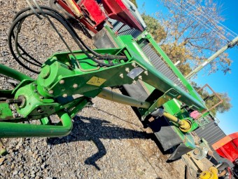 2003 John Deere 1465 Mower Conditioner
