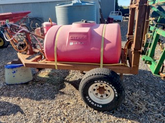 Silvan 1000ltr tank clean, 30ft boom