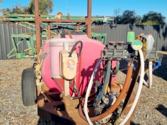 Silvan 1000ltr tank clean, 30ft boom