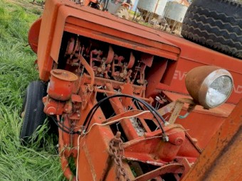 Used small baler SPERRY New Holland